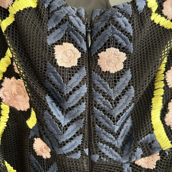 Floral lace dress & neon yellow over-the-knee boots - Picture 6 of 10